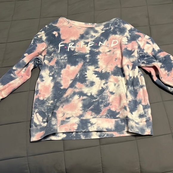 Pretty Friends Sweatshrit - Picture 1 of 1